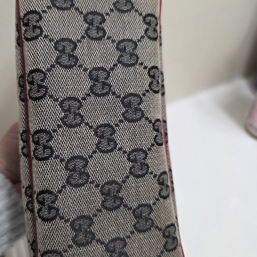 Authentic Gucci Beige and Red Women's Bag From Japan Looks Brandnew - Picture 6 of 13